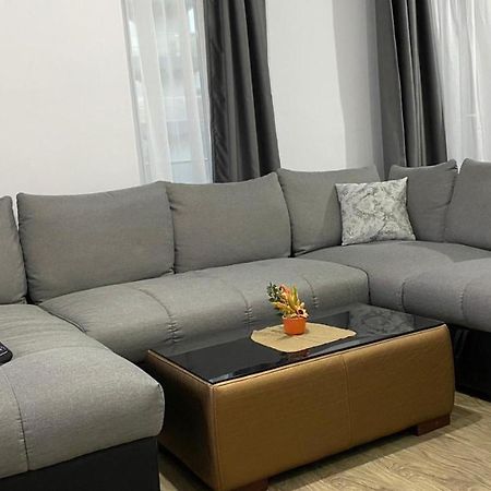 Mamaia North -Street Lotus Apartment Екстериор снимка